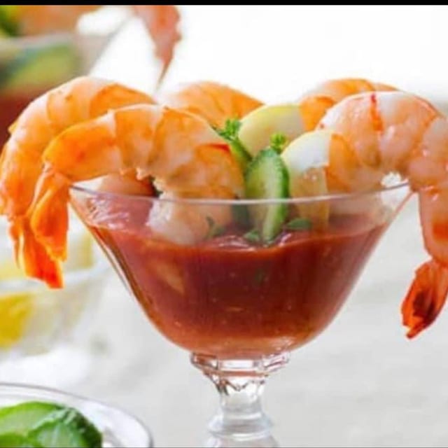 Large Shrimp Cocktail x 4.